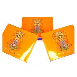 Juvia's Place
Afrique Eyeshadow Palette